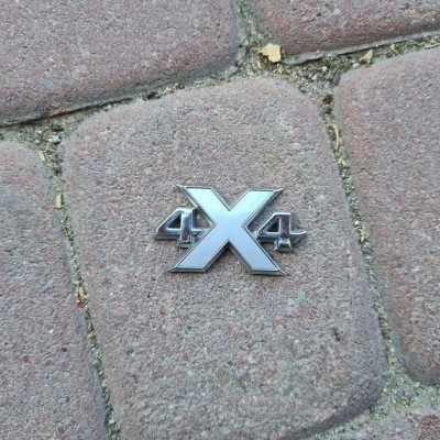 Emblemat logo ORYGINAŁ 4x4 napis Opel Insignia