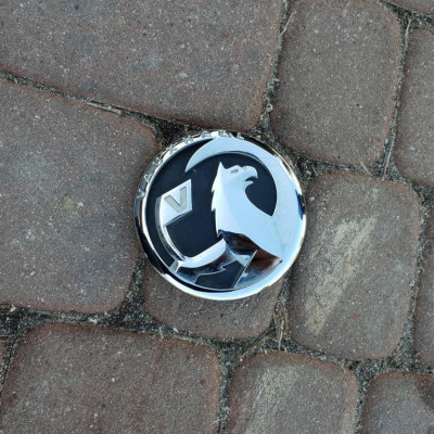 Emblemat znaczek tył kombi Vauxhall Opel 13266393