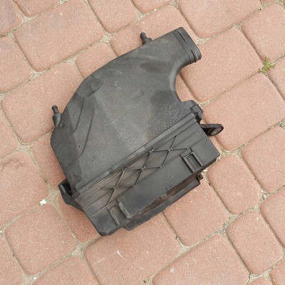 Filt powietrza 3.0 Mercedes W218 CLS A6420942304