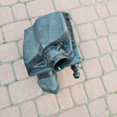 Filtr powietrza 1.4T 1.6T Opel Zafira C 42612553
