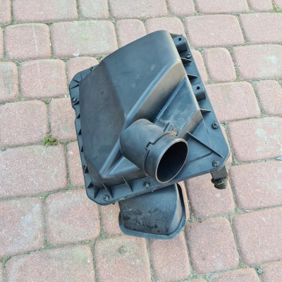 Filtr powietrza 250KM 2.0T Opel Insignia 23134624