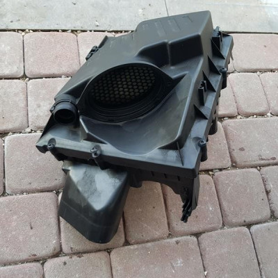 Filtr powietrza OPC 2.8T Opel Insignia 55560887