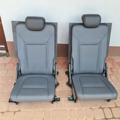 Fotele kanapa 3 rząd komplet 7 osob Opel Zafira C