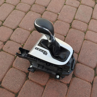 Gałka biegów wybierak automat Opel Astra J IV