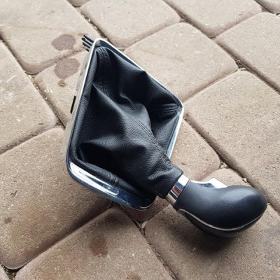 Gałka zmiany biegów 6 biegów Opel Zafira C