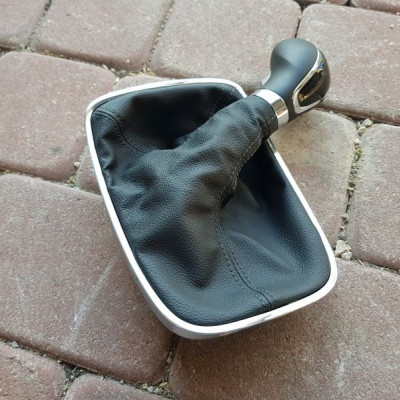 Gałka zmiany biegów NOWA Opel Insignia 55563836