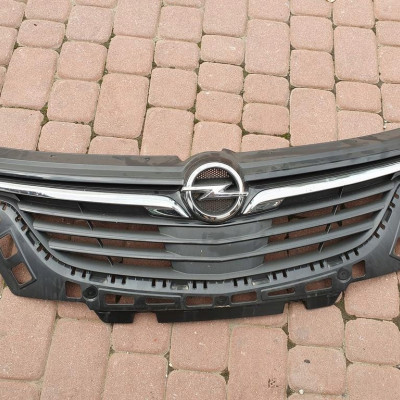 Grill atrapa antrapa radar Opel Zafira C 39079789