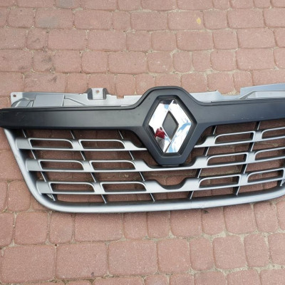 Grill Atrapa Master III Movano B 623102803R