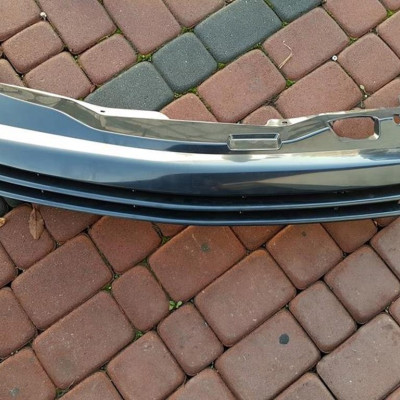 Grill atrapa przednia Opel Astra H 3 III NOWY