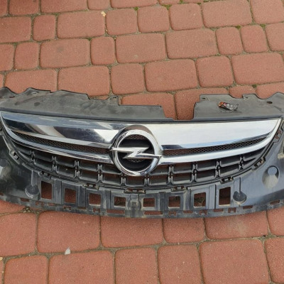 Grill przód przedni LIFT Opel Corsa D 13286000