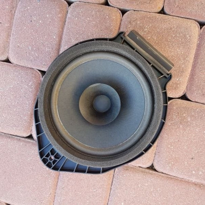 GŁOŚNIK LEWY PRZÓD INSIGNIA 1.8 16V 13257498