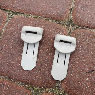 Haczyk mocowanie tył podsufitki Renault Captur