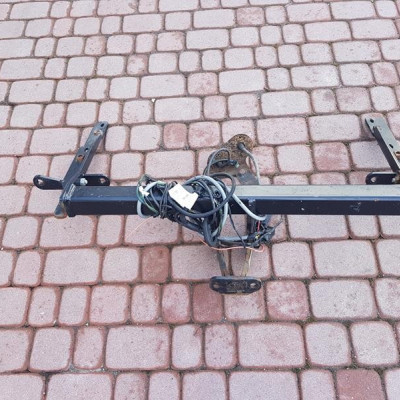 Hak holowniczy wiązka Opel Insignia kombi