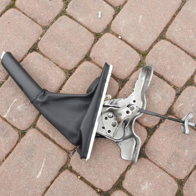 Hamulec reczny mieszek VW Jetta 5C6 5C0711303CC