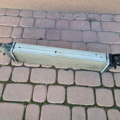 Intercooler 1.6T chłodnica Opel Corsa E 8C8351000