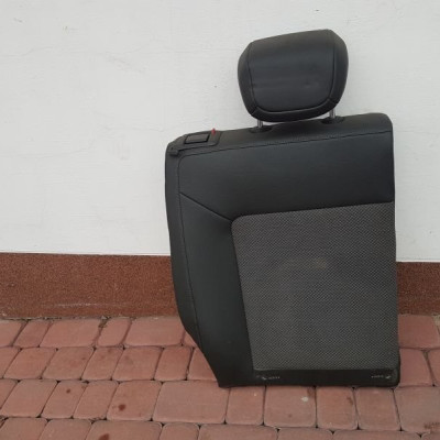 Kanapa tył tylna oparcie siedzisko Opel Corsa D