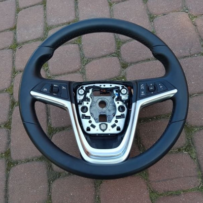 Kierownica Opel Insignia czarna czerń IGŁA 138