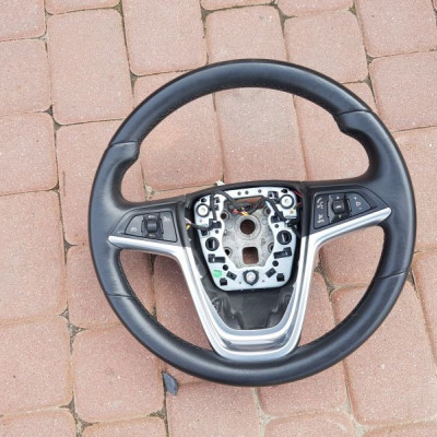 Kierownica Opel Insignia skóra IGŁA 149