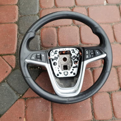 Kierownica Opel Insignia skóra skórzana 211