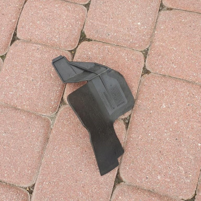 Kierownica powietrza GTC Opel Astra J IV 13411791