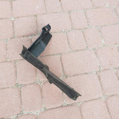 Kierownica powietrza Opel Zafira C 20897269