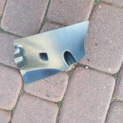 Kierownica powietrza VIVARO TRAFIC 8200785585