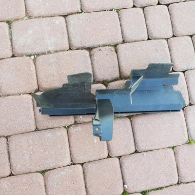 Kierownica powietrza łapacz Opel Zafira C 13491593