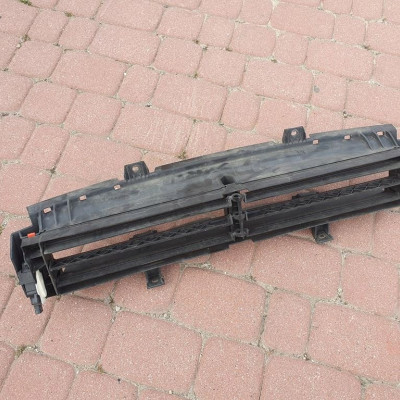 Kierownica powietrza łapacz zderzak Opel Zafira C