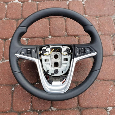 Kierownica skóra grzana Opel Astra J Zafira 110