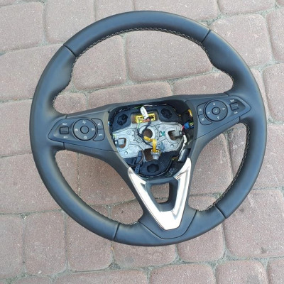 Kierownica skóra grzana Opel Astra K V 5 254 IGŁA