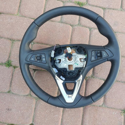 Kierownica skóra grzana Opel Zafira C 252