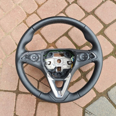 Kierownica skóra multifunkcja IGŁA Insignia B 66