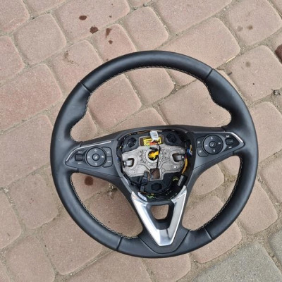 Kierownica skóra podgrzewana IGŁA Insignia B 406