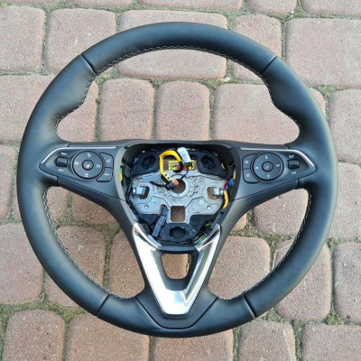 Kierownica skóra podgrzewana IGŁA Insignia B 42