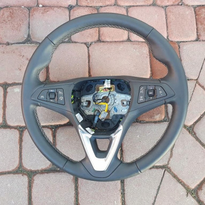 Kierownica skóra podgrzewana Opel Astra K V 18