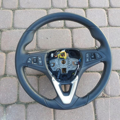 Kierownica skóra podgrzewana Opel Astra K V 21