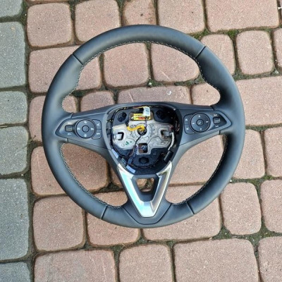 Kierownica skóra podgrzewana Opel Astra K V 423