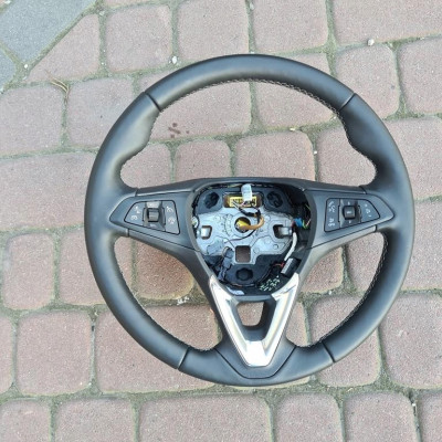 Kierownica skóra podgrzewana Opel Astra K V 81
