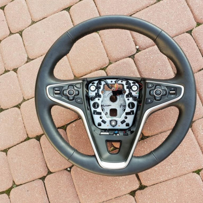 Kierownica skóra podgrzewana Opel Insignia 153