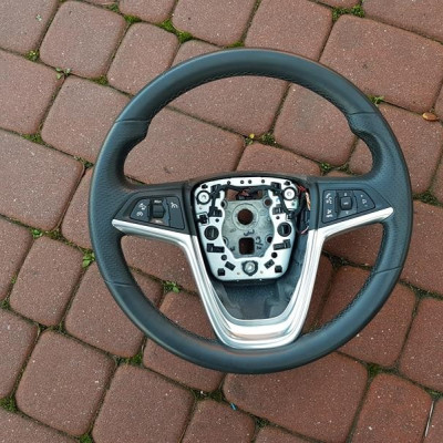 Kierownica skóra skórzana IGŁA Opel Insignia 184