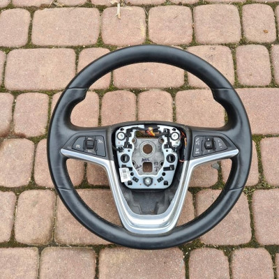 Kierownica skóra skórzana IGŁA Opel Insignia 46