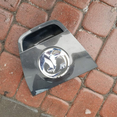 Klamka uchwyt klapy Opel Astra J IV 13372619