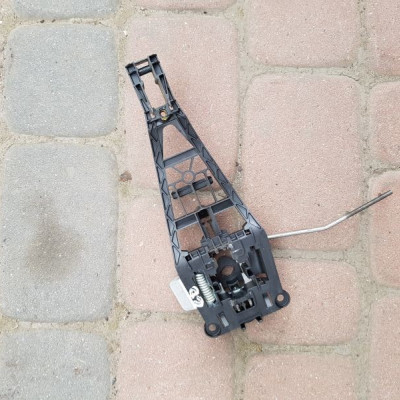 KLAMKA ZEW. PRAWA PRZEDNIA OPEL CORSA D 24463524