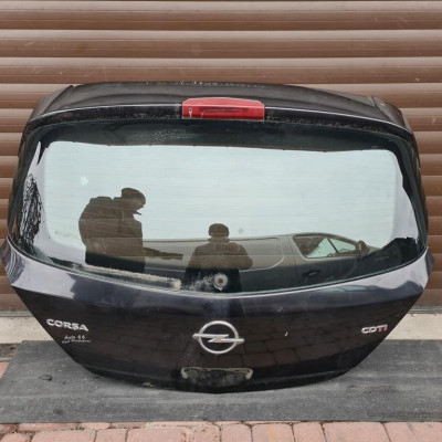 Klapa tył tylna 5drzwi czarna Opel Corsa D