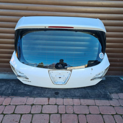 Klapa tył tylna biała szyba Opel Astra J IV