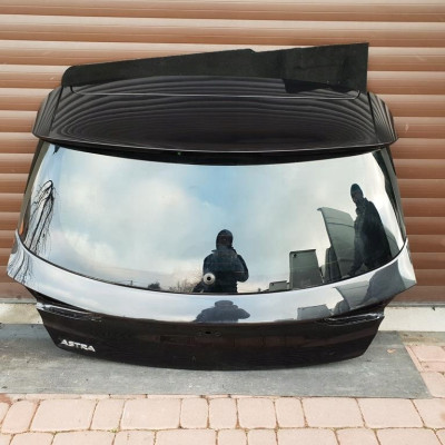 Klapa tył tylna czarna HB Opel Astra K Z22c IGŁA