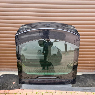 Klapa tył tylna Hatchback Opel Insignia B Z22x