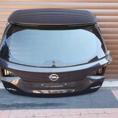 Klapa tył tylna KOMBI Opel Astra K Z22c IGŁA