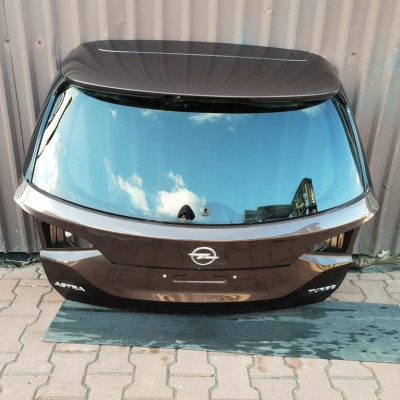 Klapa tył tylna KOMBI Opel Astra K Z41s IGŁA