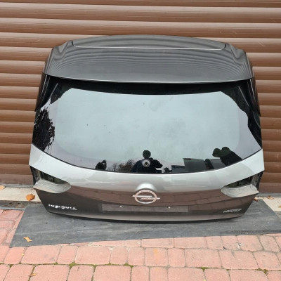 Klapa tył tylna kombi Opel Insignia B Z10b